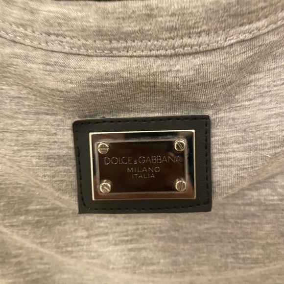 Dolce Gabana tee💗 - Picture 5 of 8